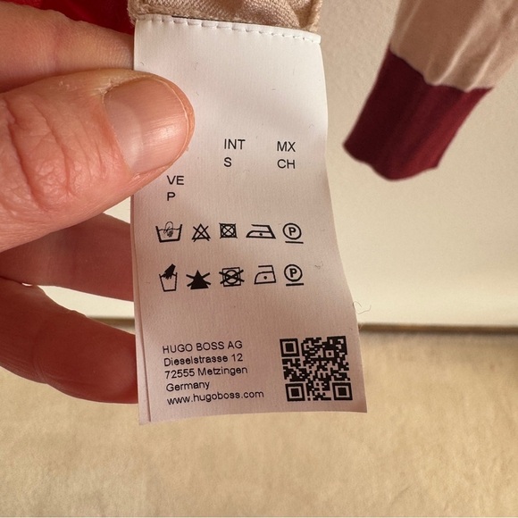 Hugo Boss Virgin Wool Color Block Fine Knit Sweater Size S - Picture 6 of 10